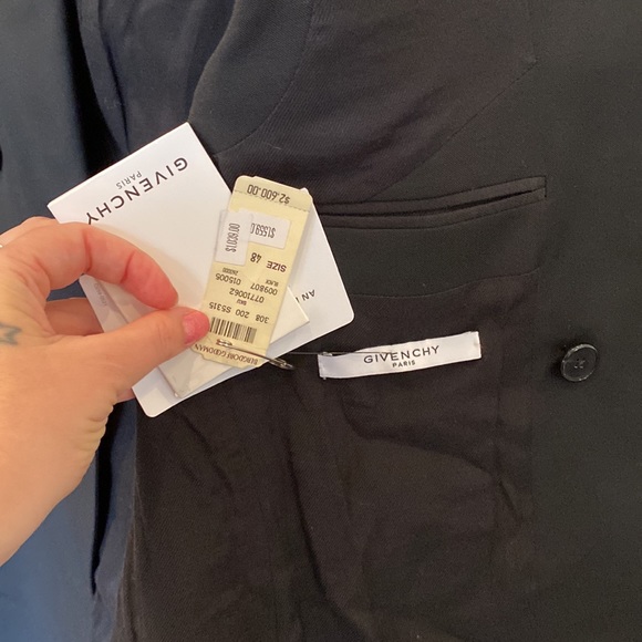 Givenchy tailored vest great closet staple - Picture 6 of 11